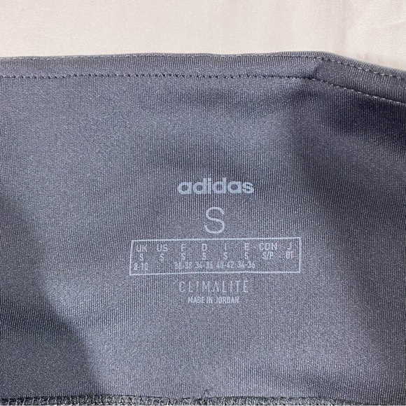 Adidas Woman’s black Leggings Small athletic pants Hip Pocket White Leg Runners - Picture 4 of 7